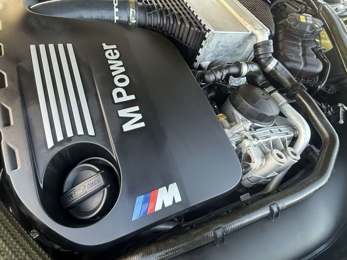 Used 2015 BMW M4 Coupe image 28