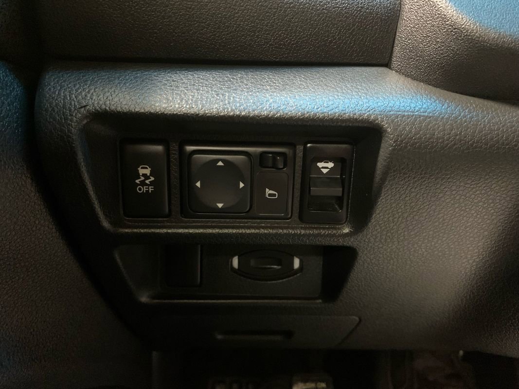 Used 2014 Nissan Maxima 3.5 SV image 37