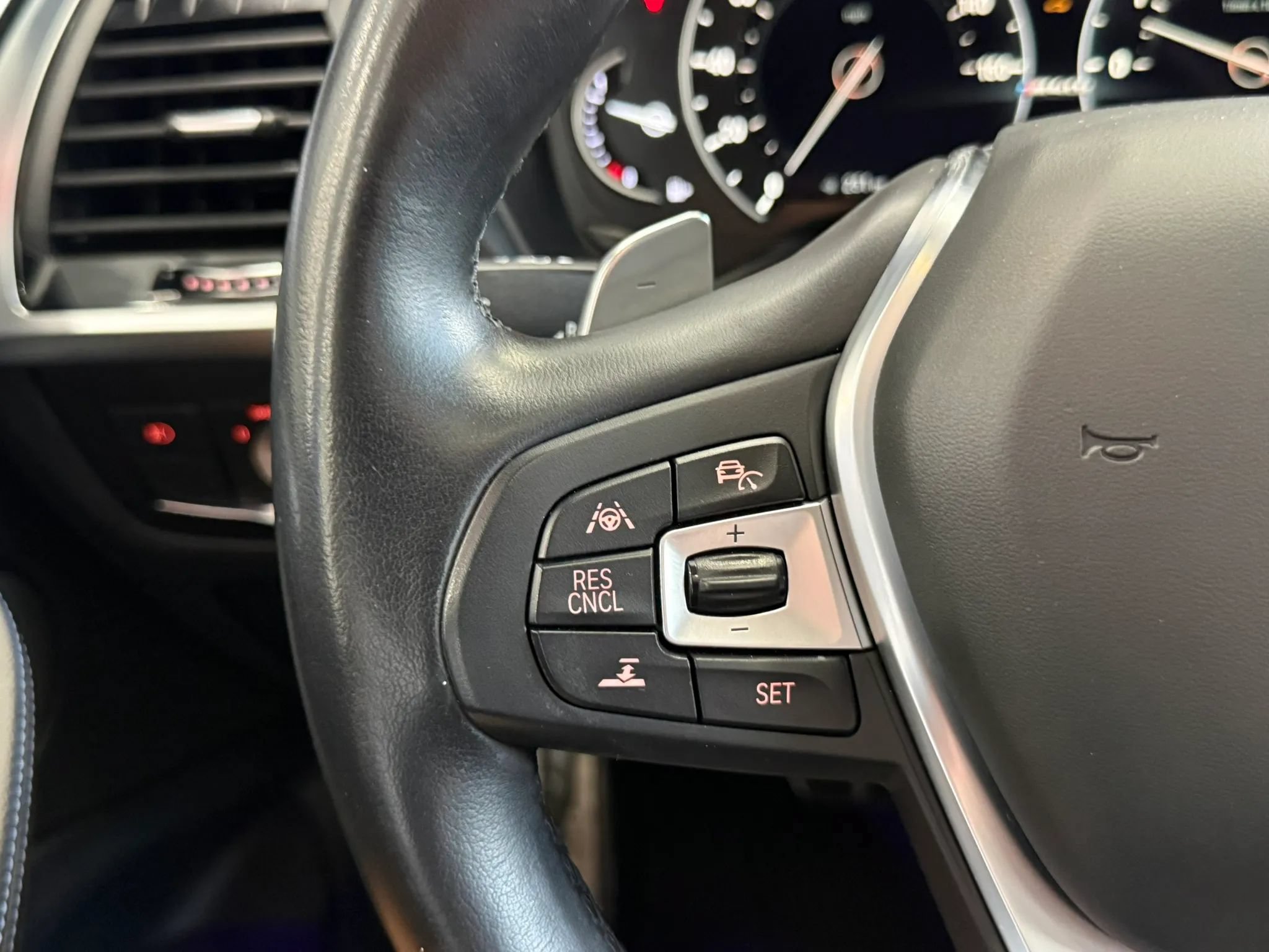 Used 2018 BMW X3 M40i AWD/4WD image 12