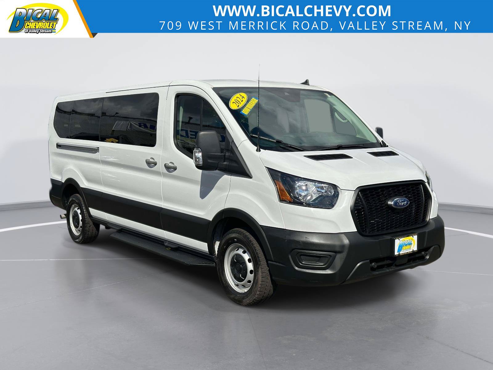 Used 2024 Ford Transit 350 XL RWD image 1