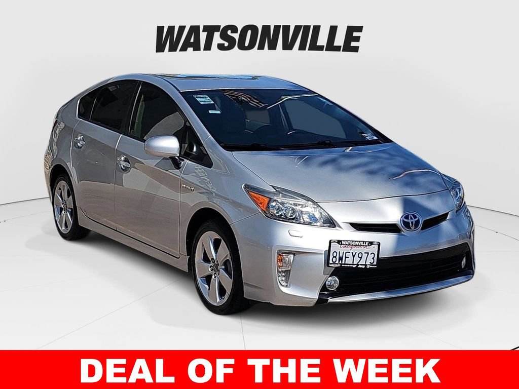 Used 2015 Toyota Prius Five image 1