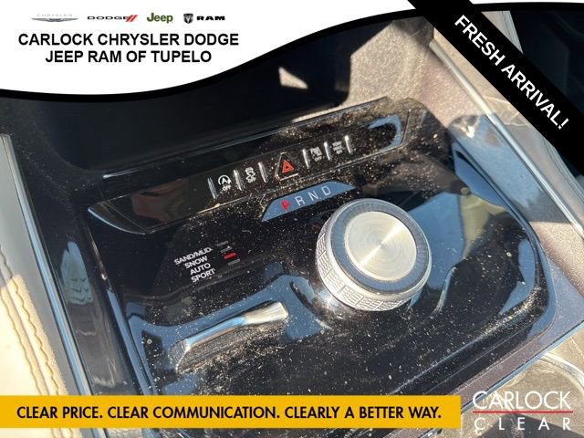 Used 2024 Jeep Wagoneer 4WD w/ Premium Group I image 24