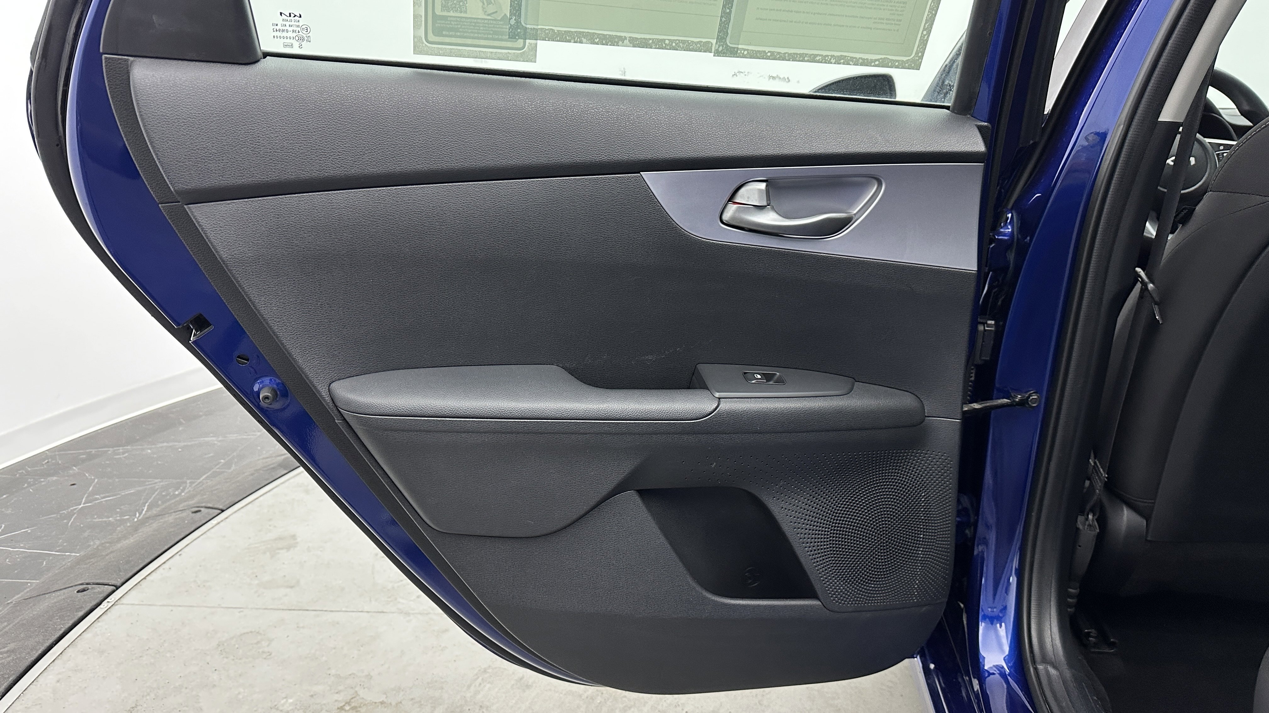 Used 2022 Kia Forte LXS image 26