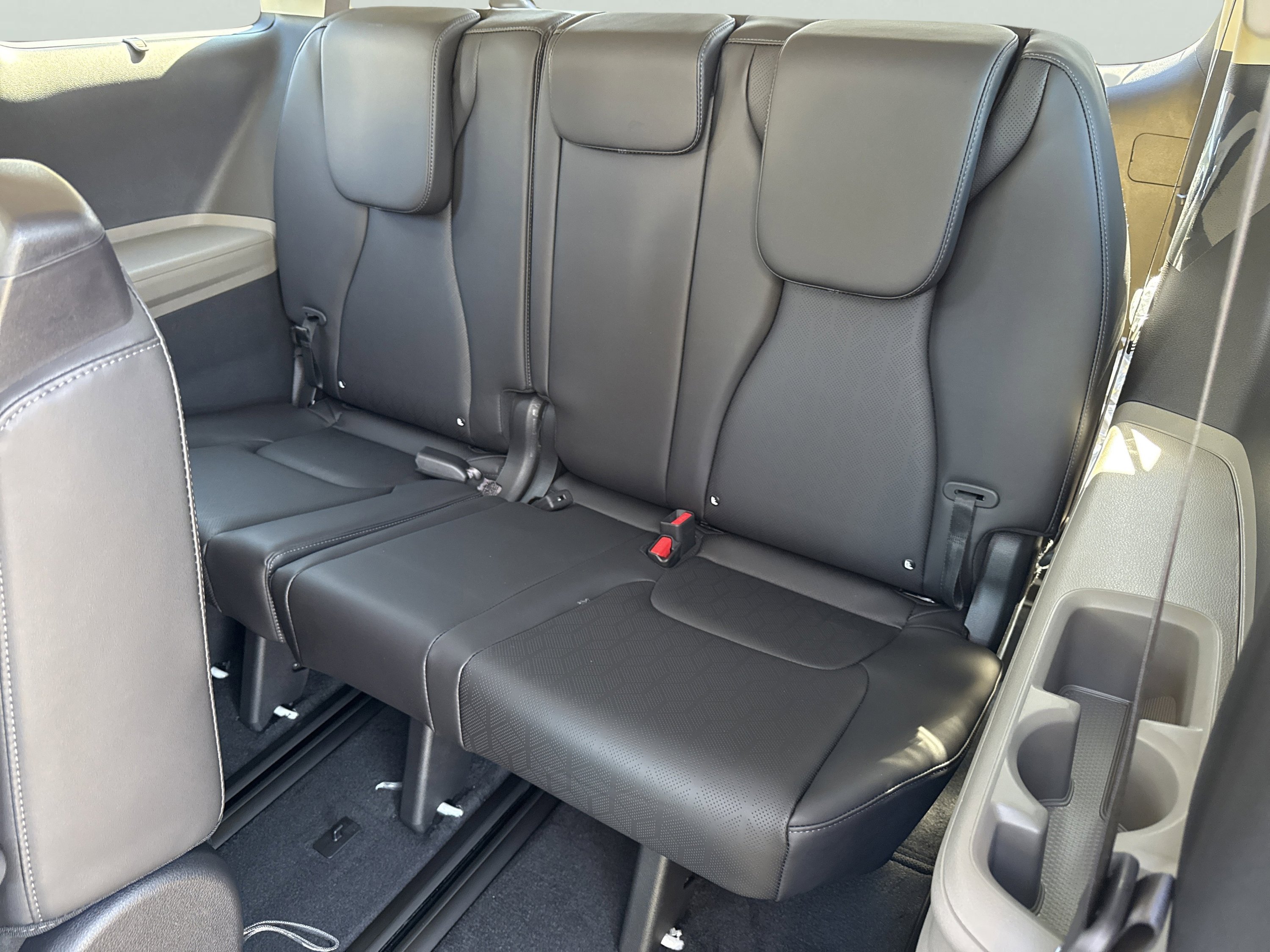New 2026 Kia Carnival EX FWD image 22