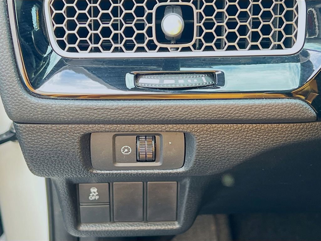 Used 2025 Honda Civic Sport image 8