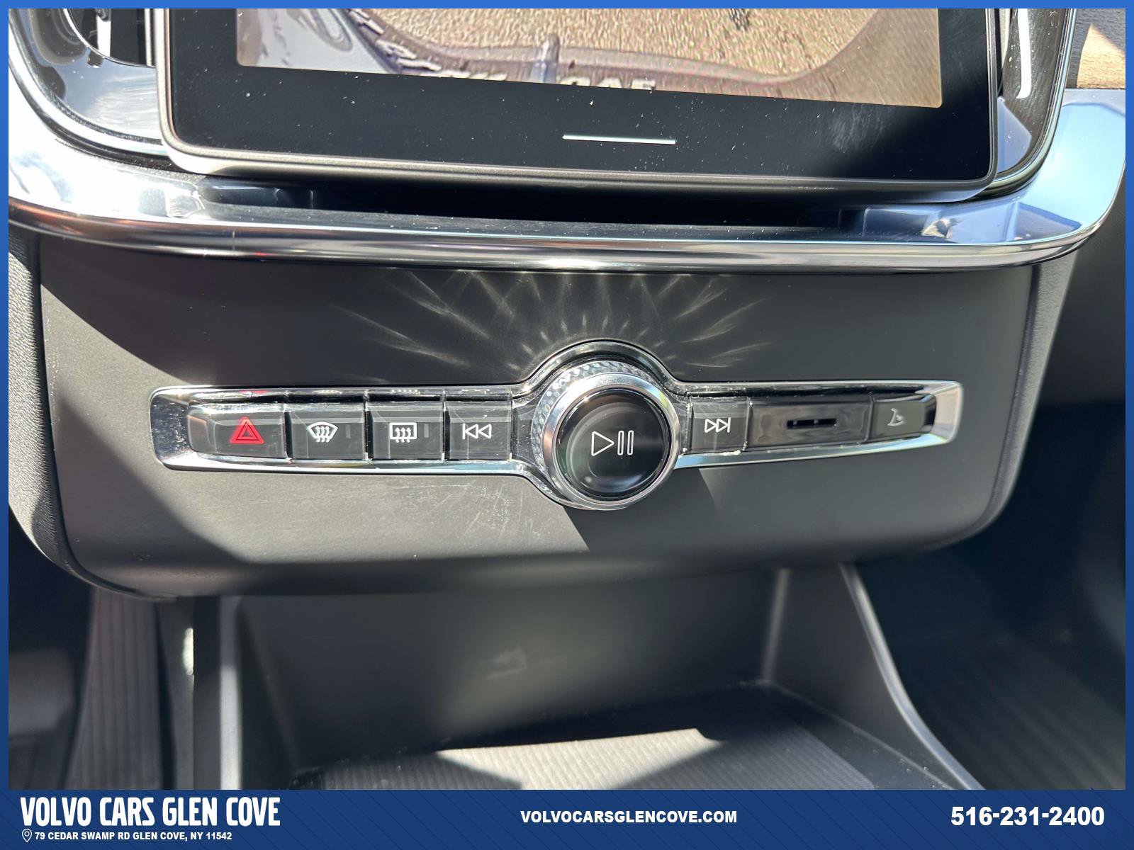 Used 2026 Volvo XC90 B6 Plus w/ Protection Package AWD/4WD image 28