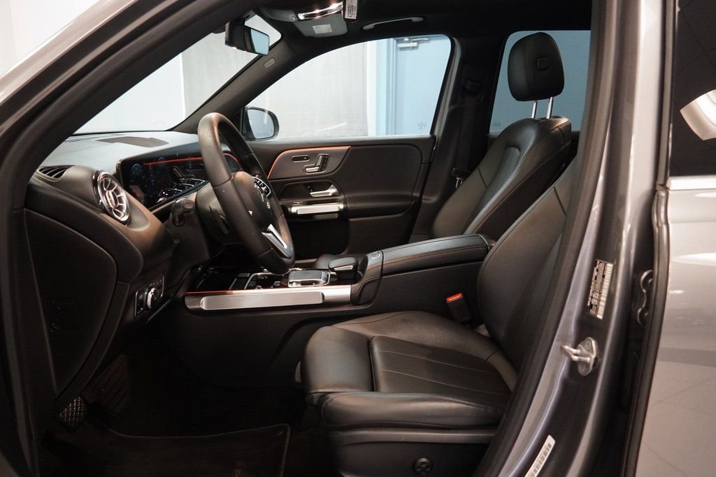 Used 2020 Mercedes-Benz GLB 250 4MATIC image 5