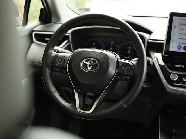 Used 2026 Toyota Corolla Cross XLE FWD image 27