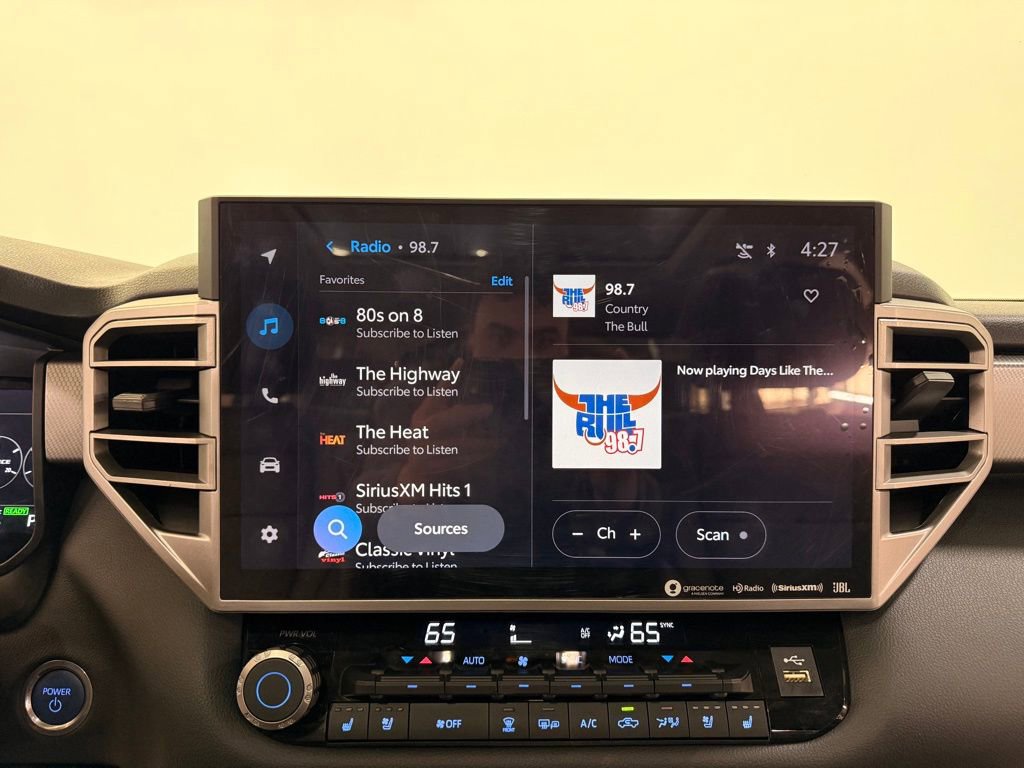 Used 2023 Toyota Tundra Limited image 21