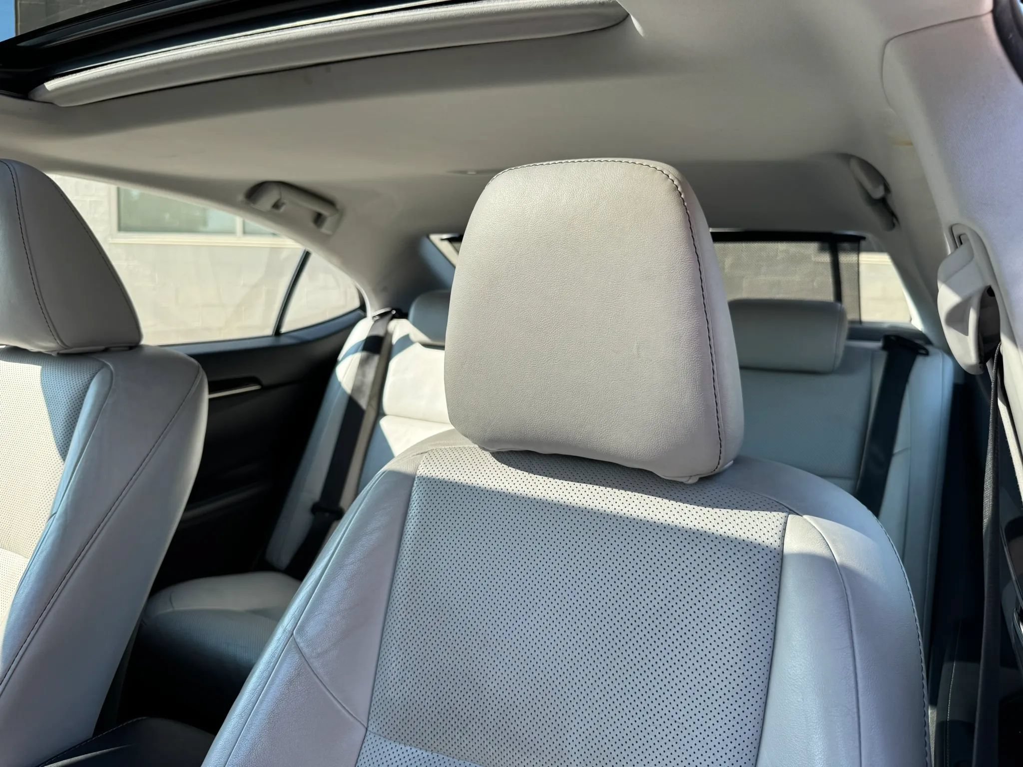 Used 2013 Lexus ES 350 w/ Luxury Pkg FWD image 22