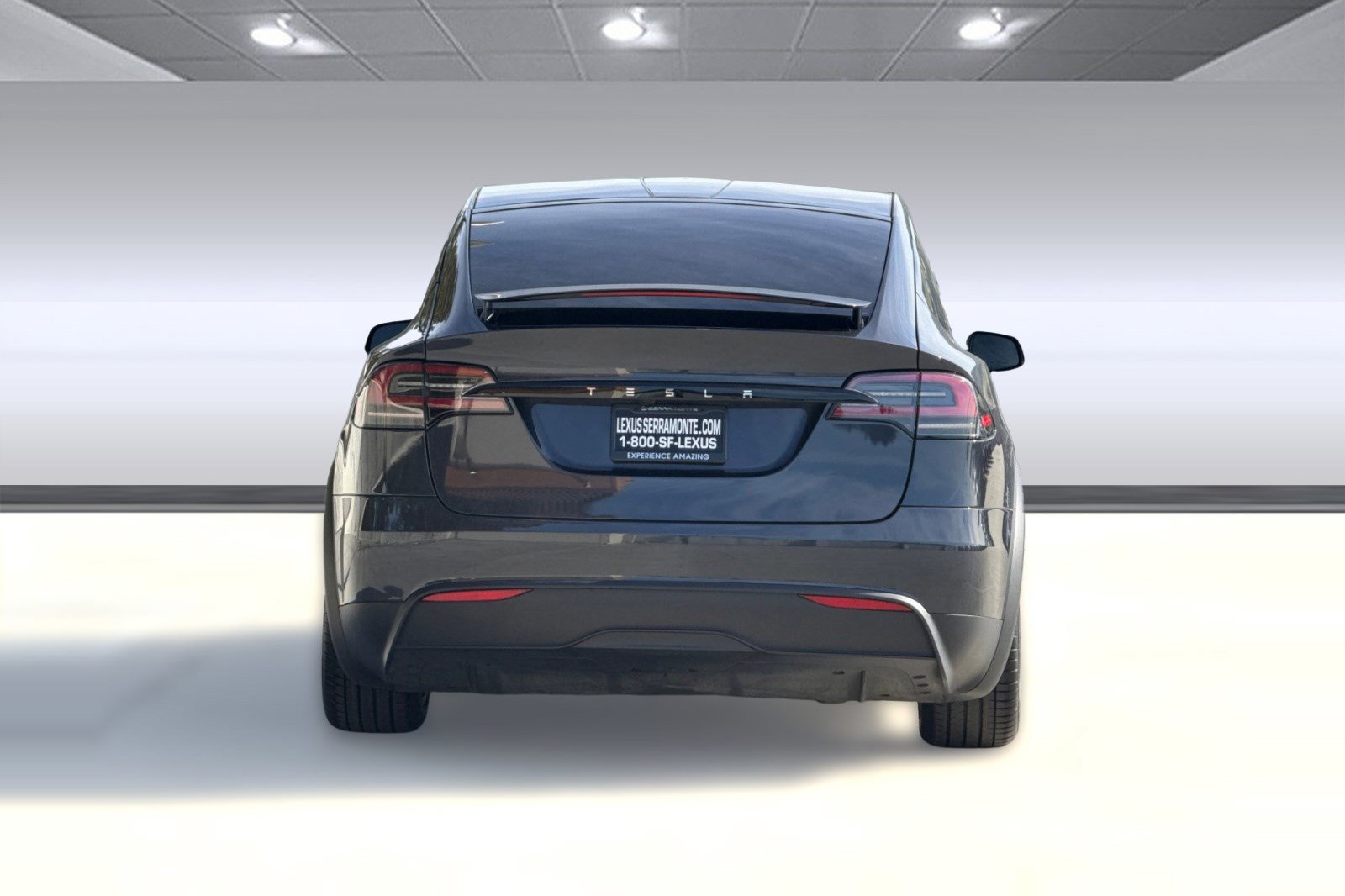 Used 2024 Tesla Model X image 9