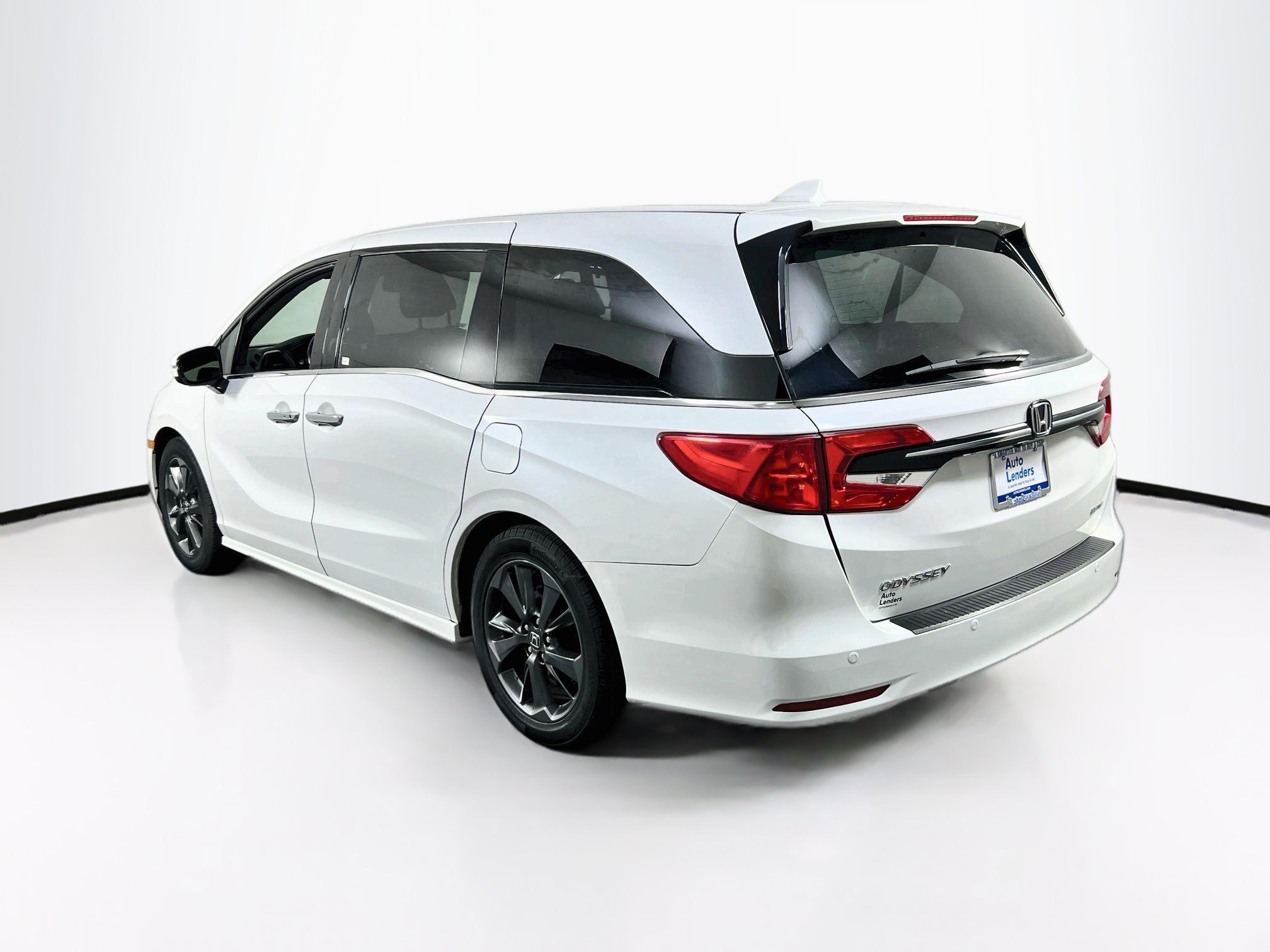 Used 2023 Honda Odyssey Elite image 7