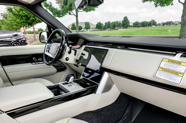New 2026 Land Rover Range Rover Long Wheelbase Autobiography AWD/4WD image 20