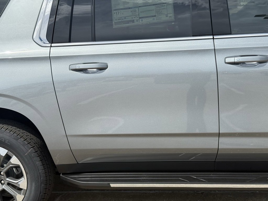 New 2026 Chevrolet Suburban LT w/ Comfort Package image 12