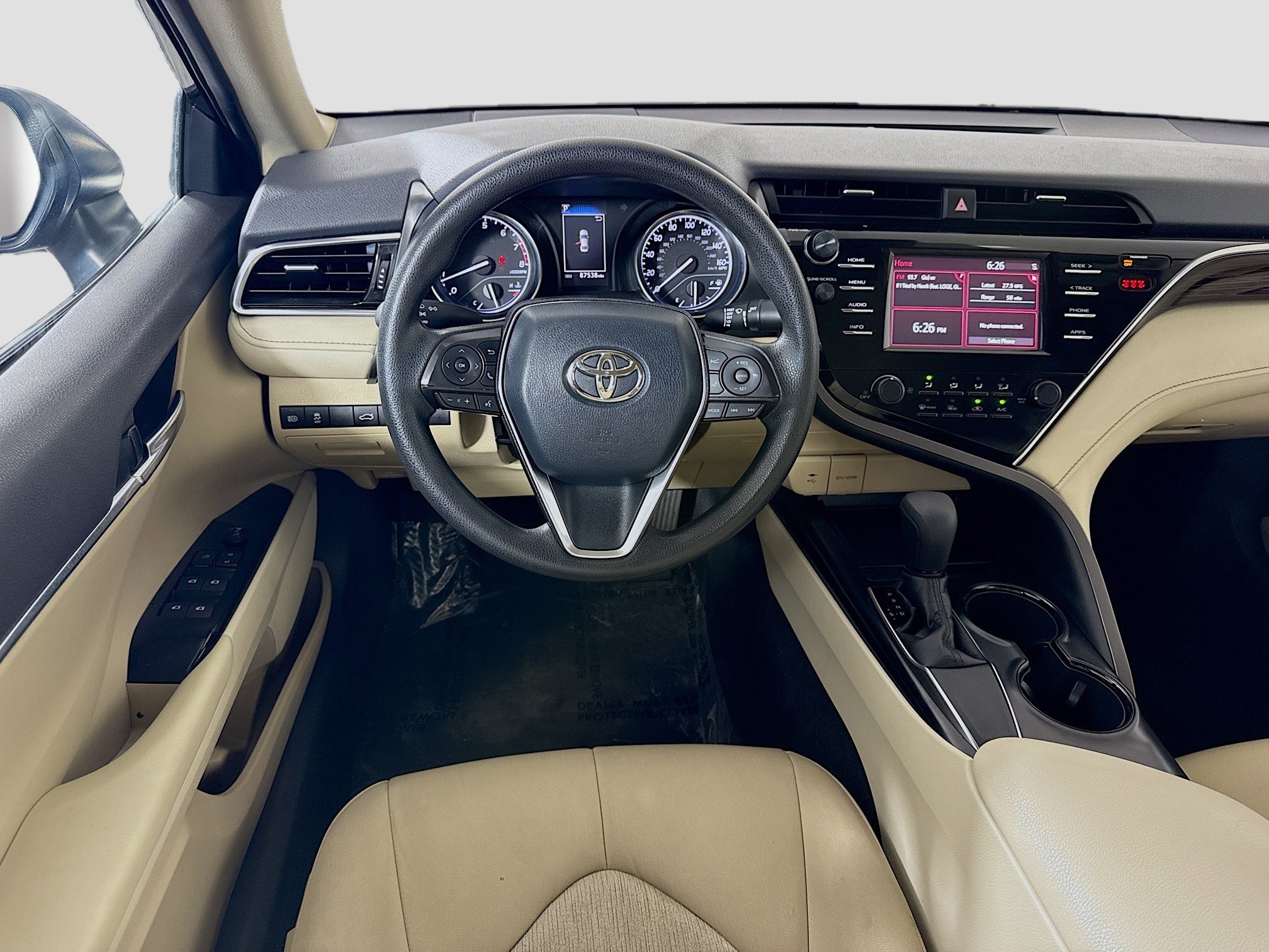 Used 2018 Toyota Camry LE w/ Convenience Package FWD image 17