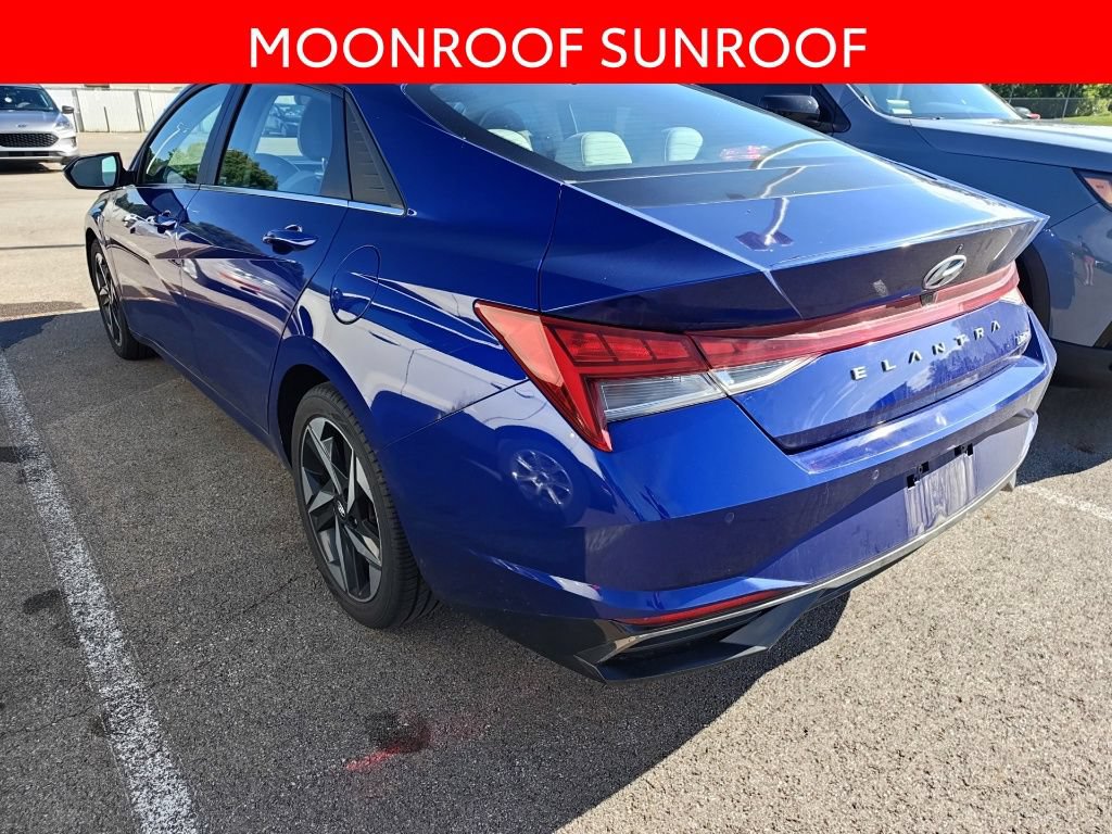 Used 2021 Hyundai Elantra Limited FWD image 4