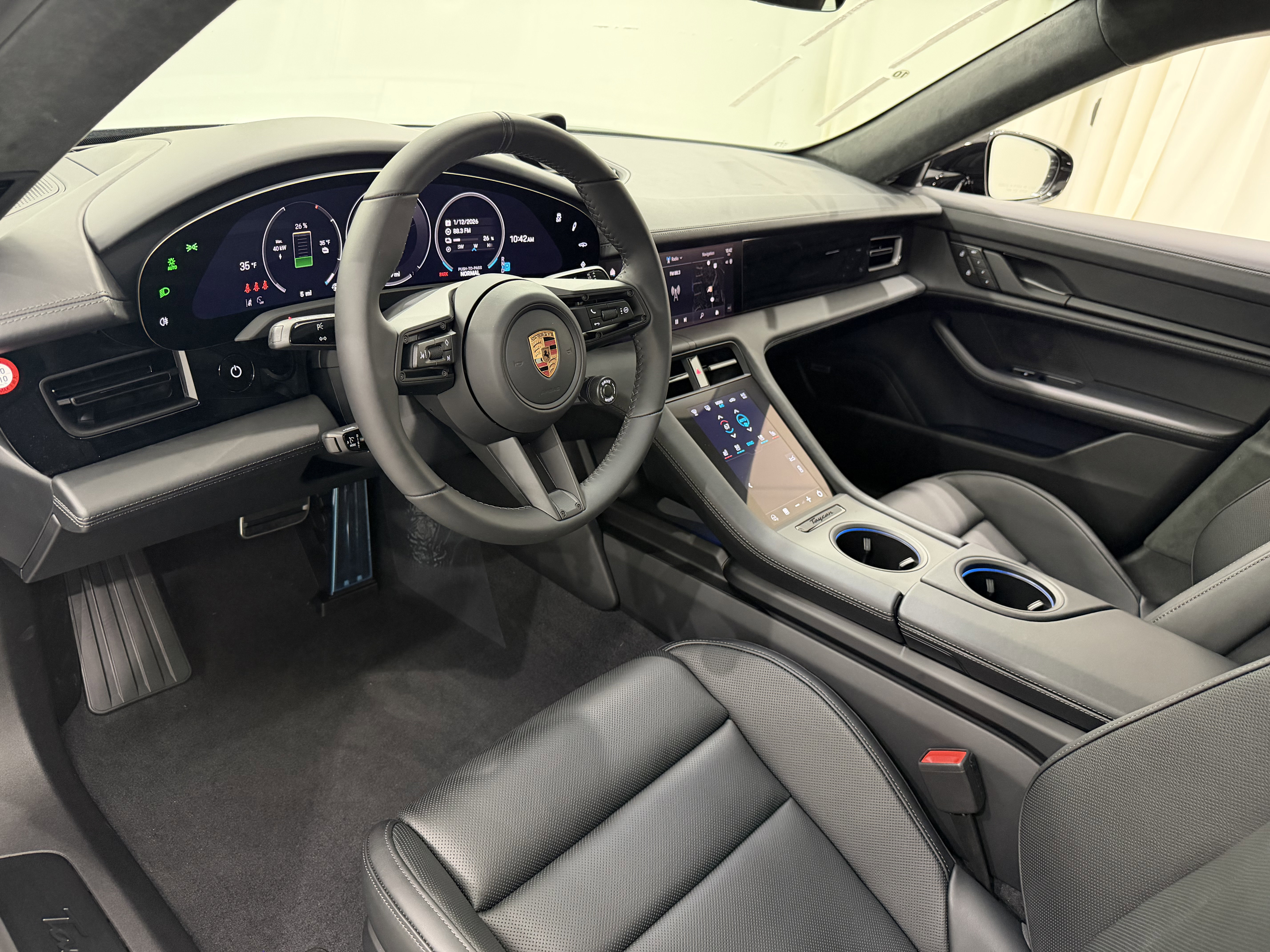 New 2026 Porsche Taycan GTS image 4