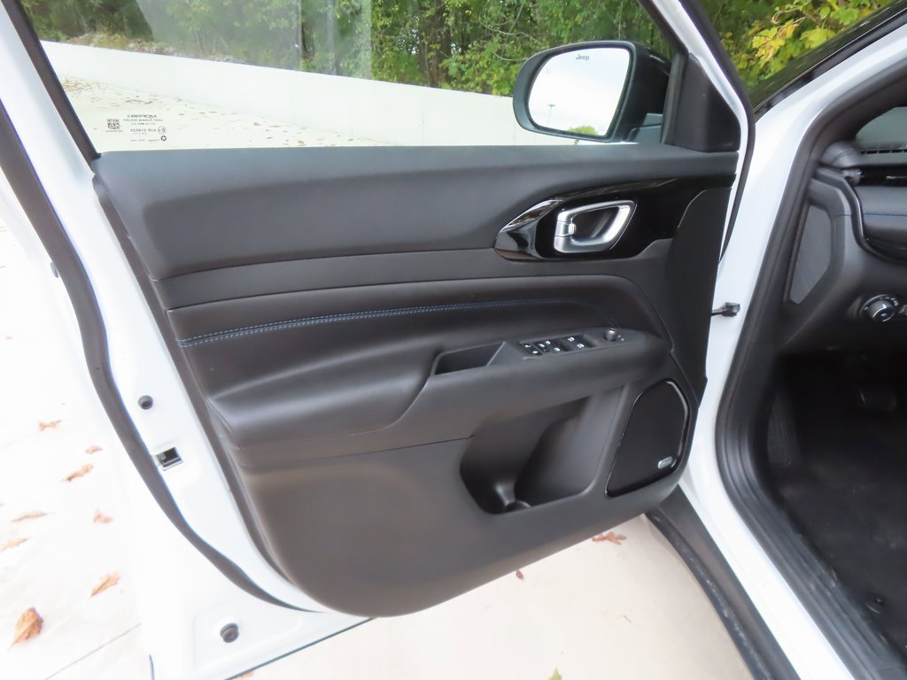 New 2026 Jeep Compass Limited w/ Sun, Sound & Navigation Group image 24