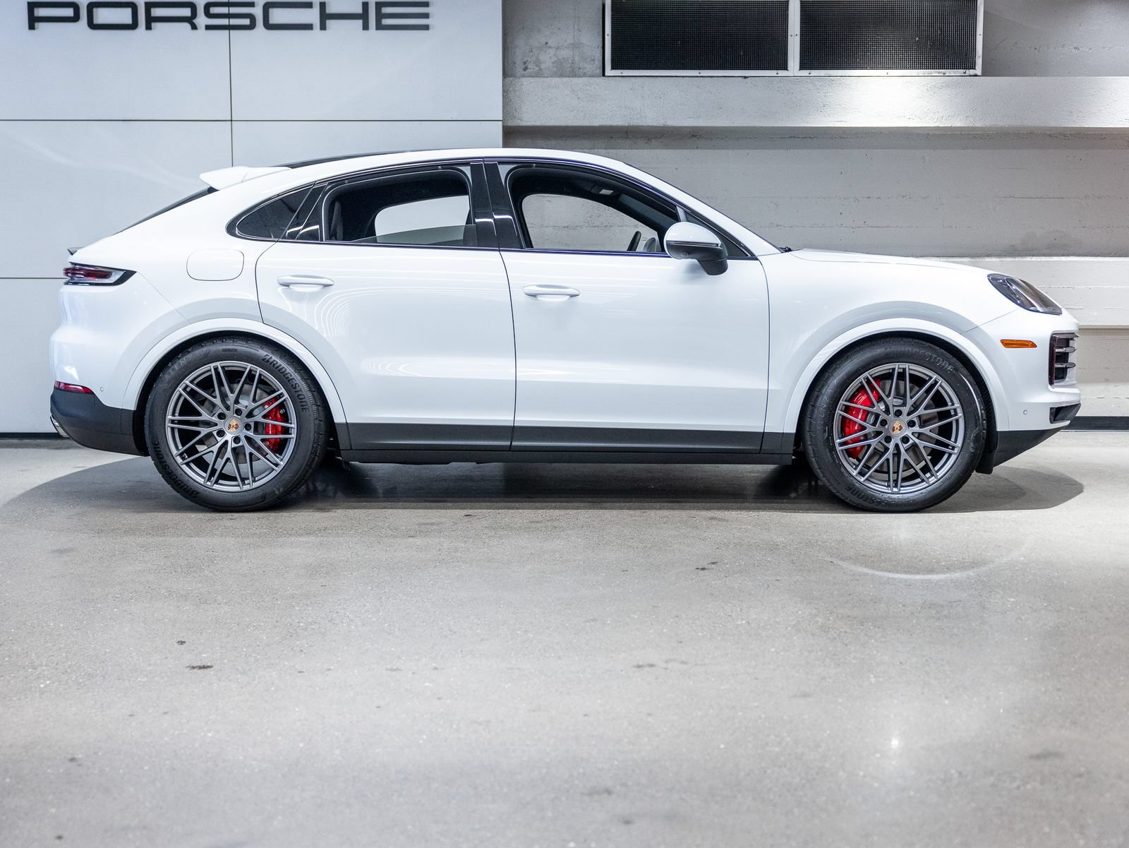 New 2026 Porsche Cayenne S AWD/4WD image 9