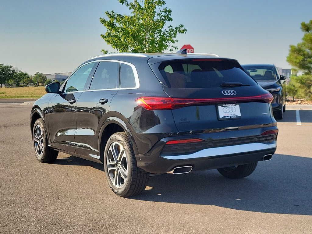 Used 2025 Audi Q5 Premium w/ Convenience Package AWD/4WD image 3