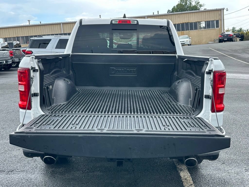 Used 2025 RAM 1500 Big Horn AWD/4WD image 8