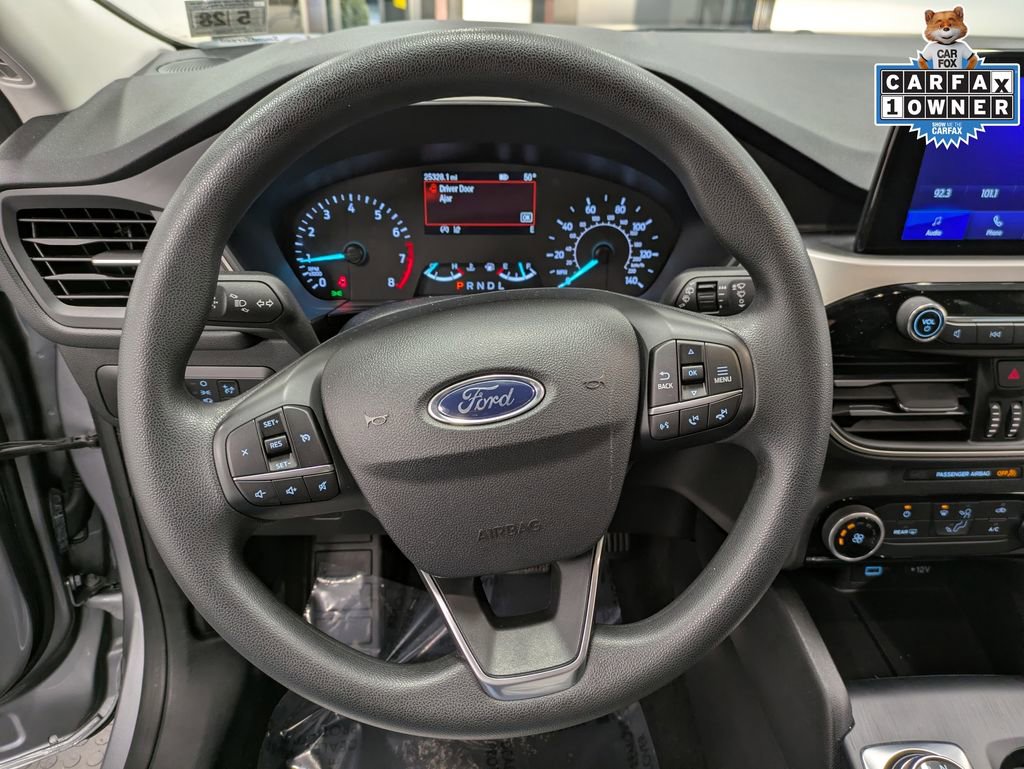 Used 2022 Ford Escape SE image 21