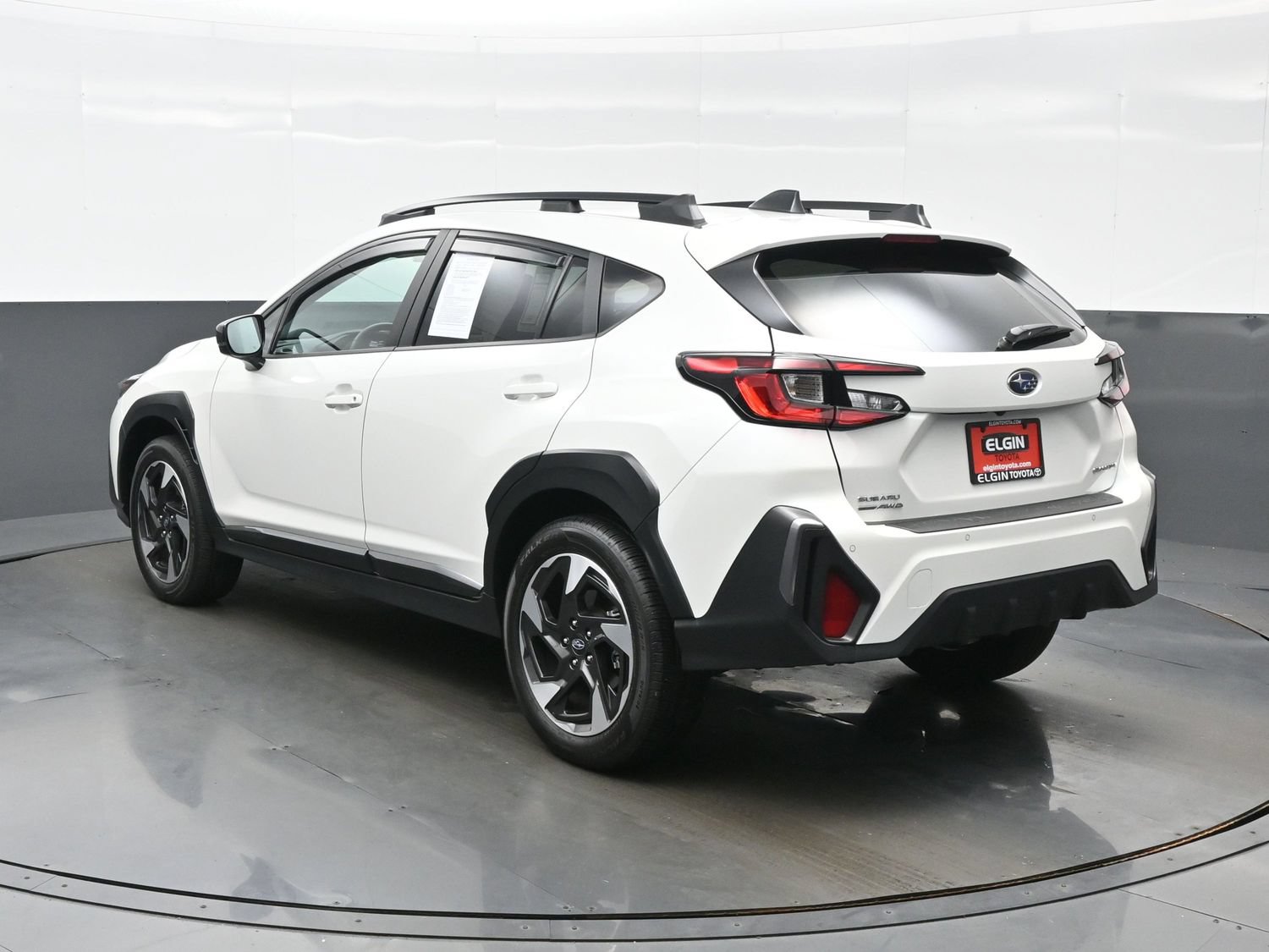 Used 2025 Subaru Crosstrek 2.5i Limited AWD/4WD image 4