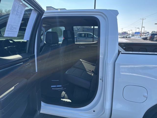 Used 2024 GMC Sierra 1500 SLT image 25