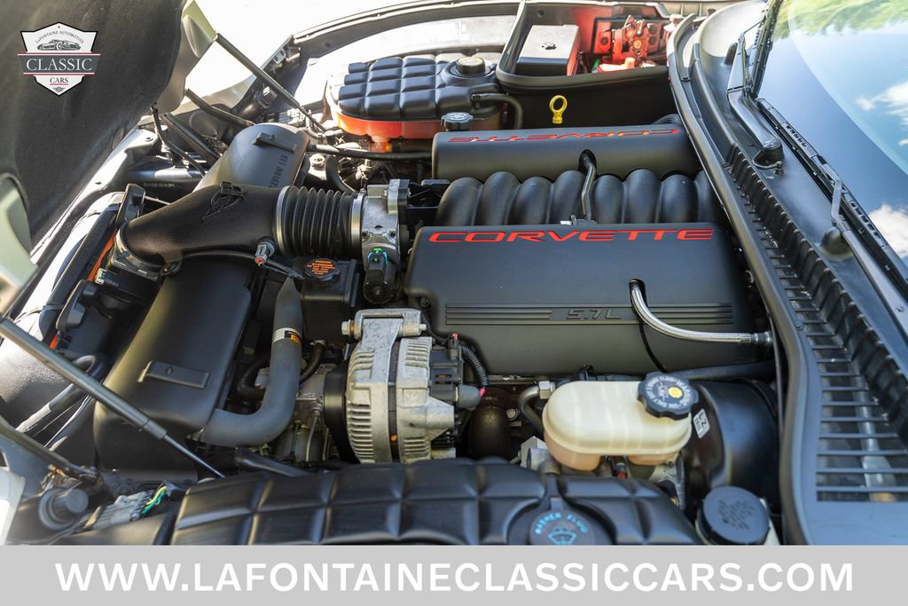 Used 1999 Chevrolet Corvette Coupe RWD image 41