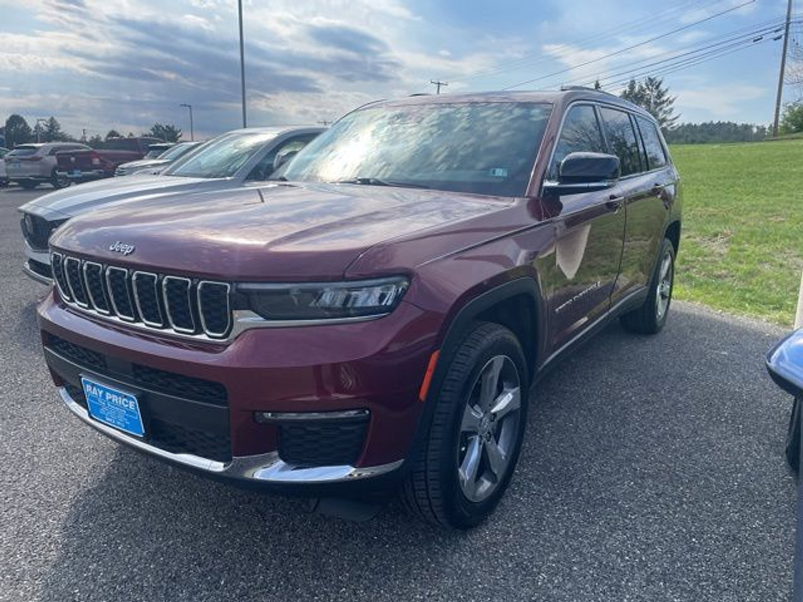 Used 2021 Jeep Grand Cherokee L Limited AWD/4WD image 16