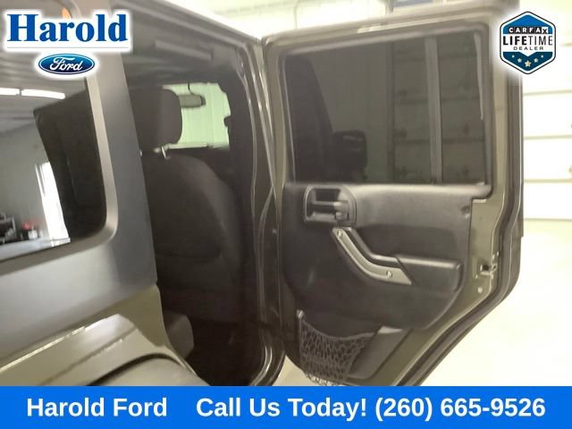 Used 2015 Jeep Wrangler Unlimited Sport w/ Quick Order Package 24S AWD/4WD image 8