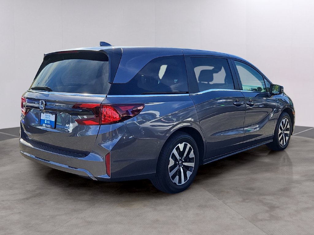 Certified 2026 Honda Odyssey EX-L image 4