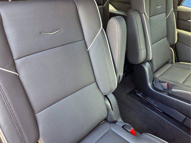 New 2026 Cadillac Escalade Sport w/ Touring Package AWD/4WD image 21