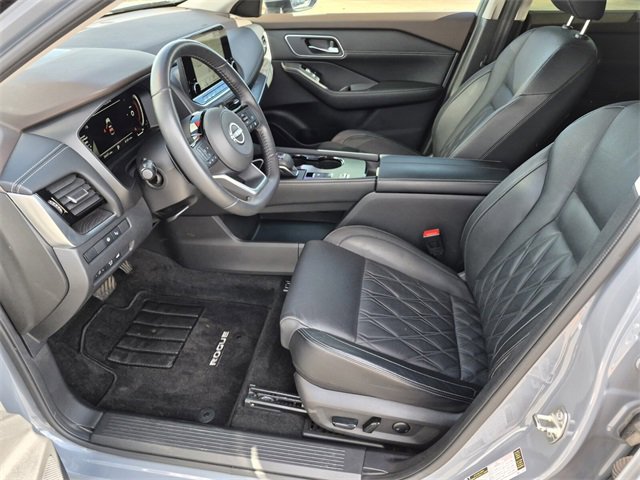 Used 2023 Nissan Rogue Platinum w/ Platinum Premium Package image 19