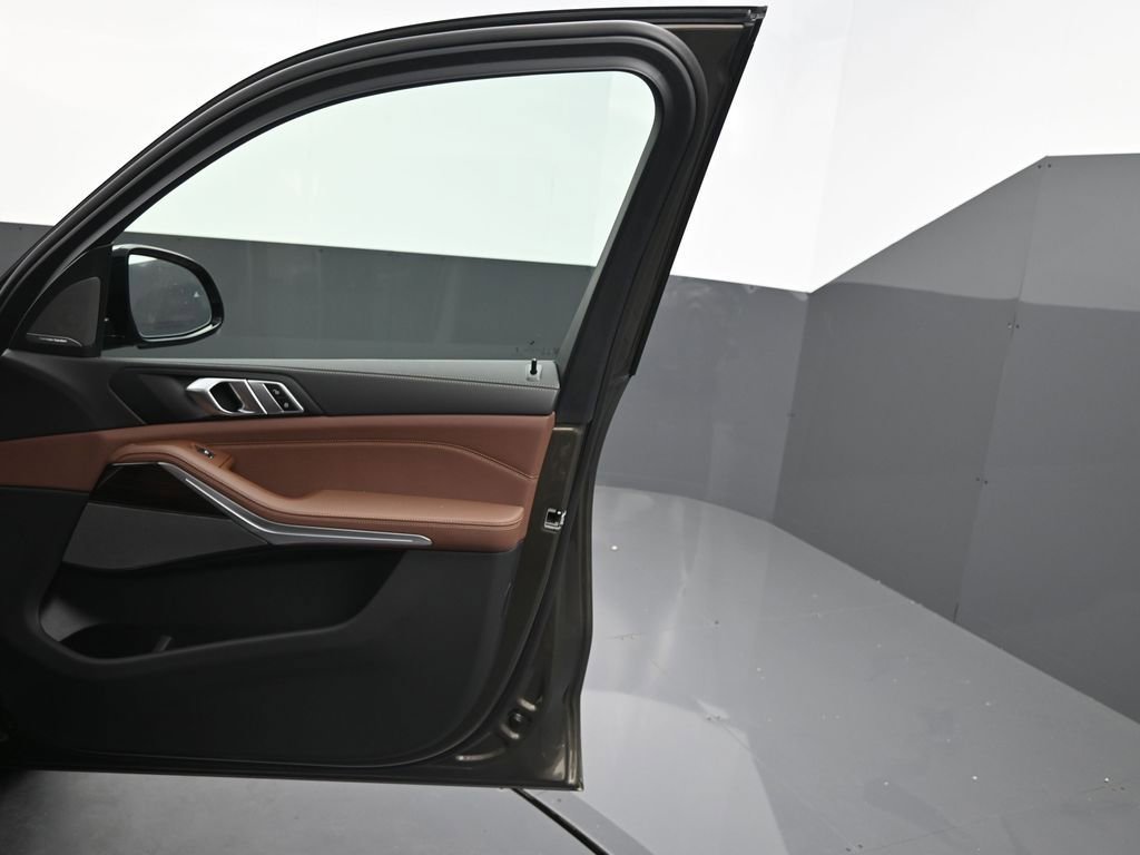 New 2026 BMW X5 xDrive50e AWD/4WD image 24