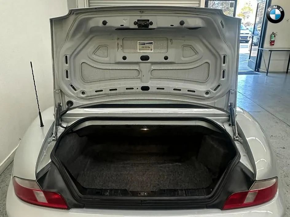 Used 2000 BMW Z3 2.5i image 23