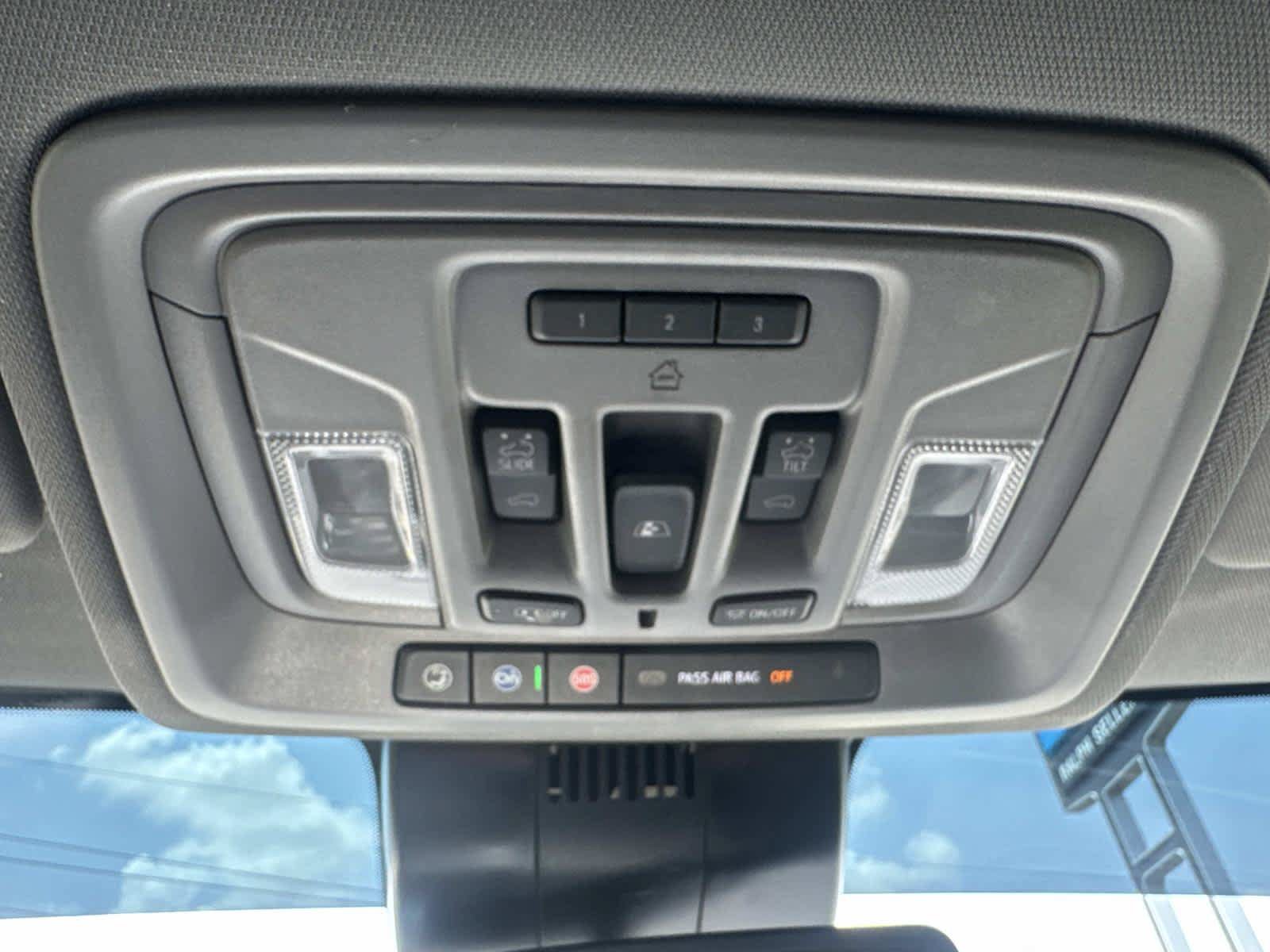 New 2026 Chevrolet Silverado 1500 LTZ w/ LTZ Premium Package AWD/4WD image 15