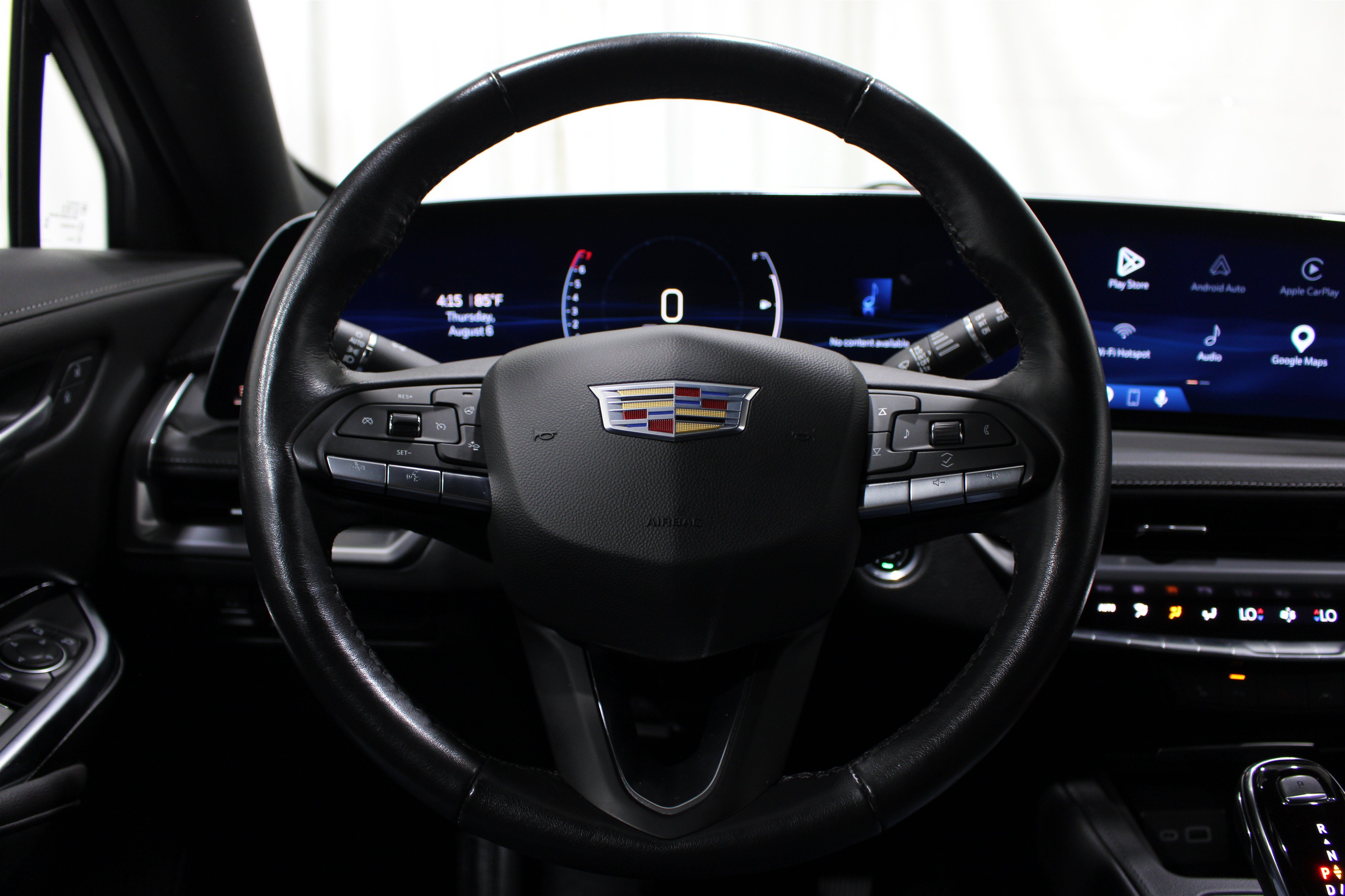 Certified 2024 Cadillac XT4 Luxury w/ Cold Weather Package FWD image 12
