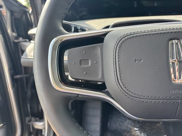 New 2026 Lincoln Nautilus Premier w/ Jet Appearance Package AWD/4WD image 16