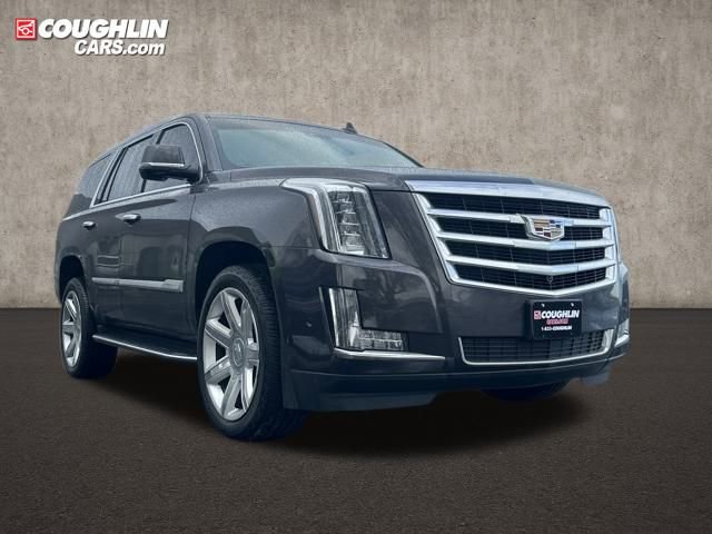 Used 2017 Cadillac Escalade Luxury image 1