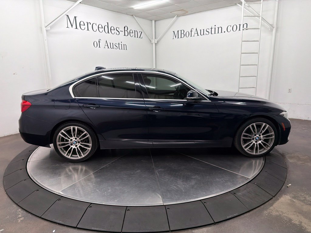 Used 2017 BMW 330i Sedan RWD image 8
