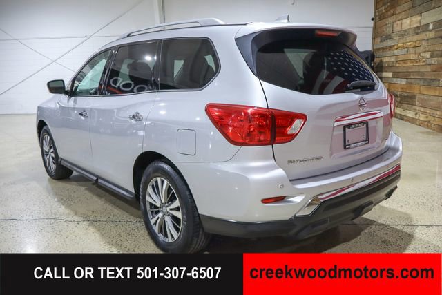 Used 2020 Nissan Pathfinder SV FWD image 13