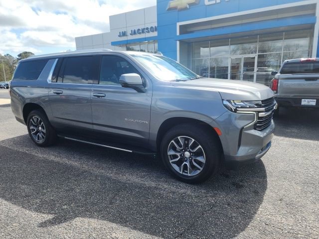 Used 2021 Chevrolet Suburban LT w/ LT Signature Package RWD image 5