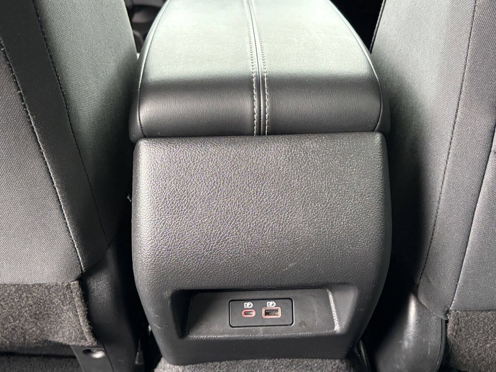 Used 2025 Nissan Altima 2.5 SV FWD image 23