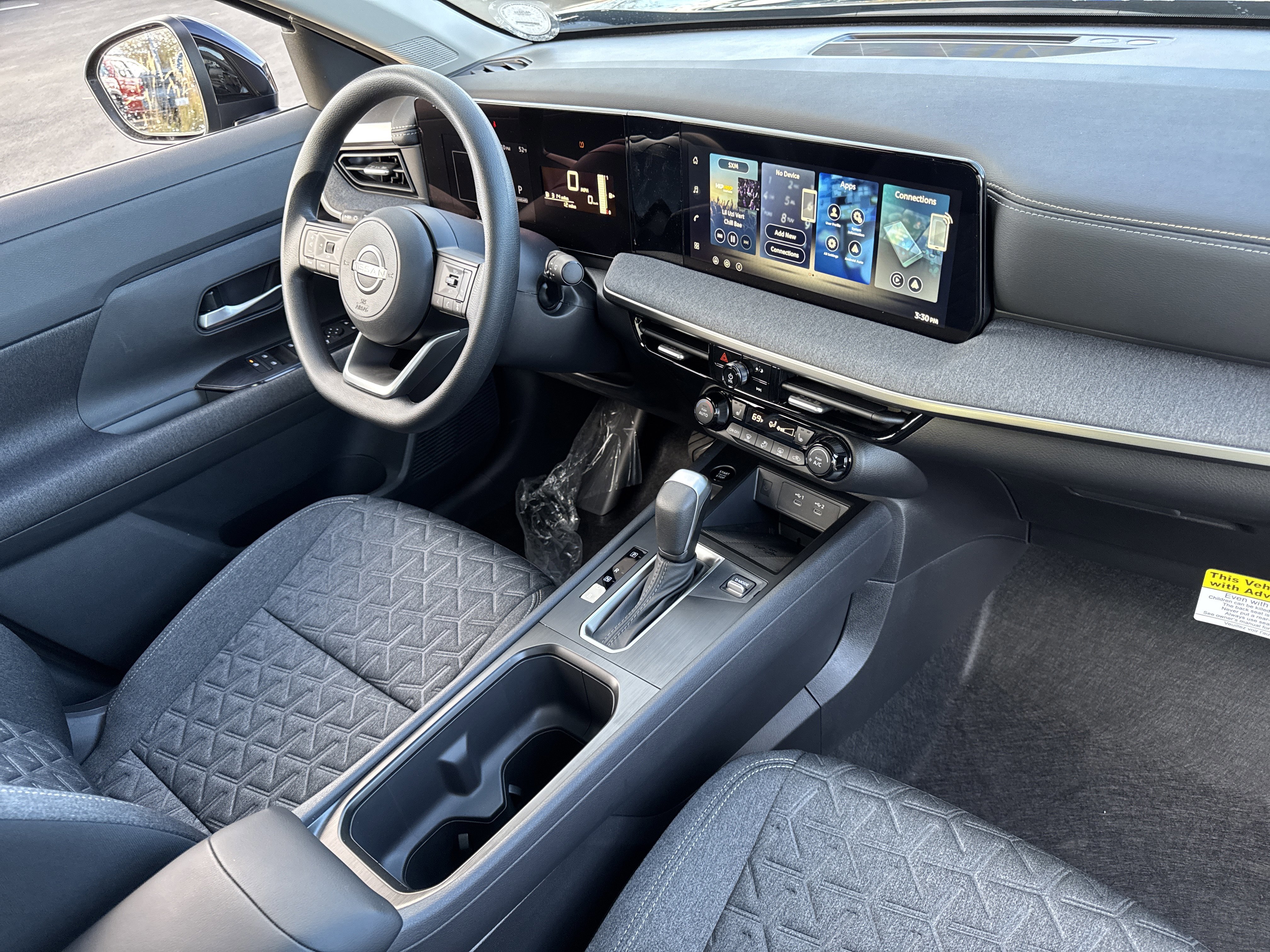 New 2026 Nissan Kicks SV w/ SV Premium Package AWD/4WD image 21