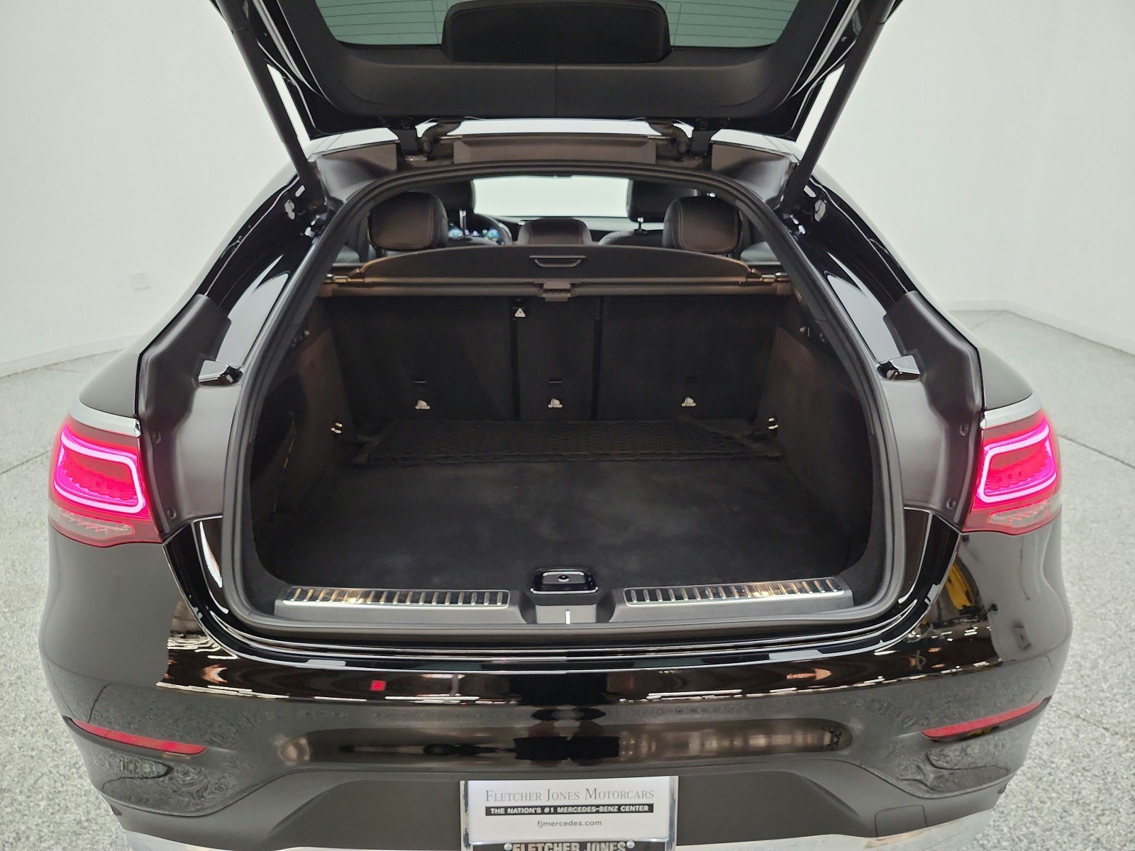 Used 2021 Mercedes-Benz GLC 300 4MATIC Coupe w/ Multimedia Package image 18