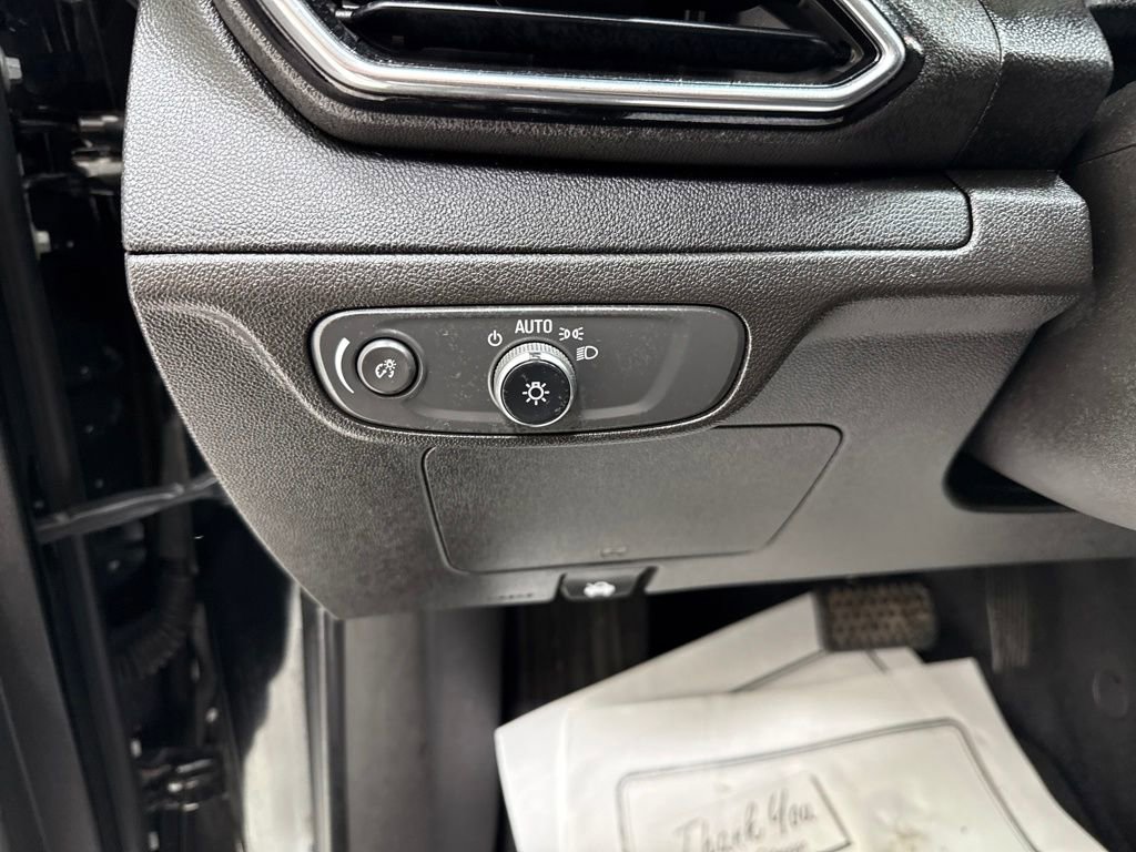 Used 2023 Chevrolet Bolt EUV Premier w/ Sun & Sound Package image 22