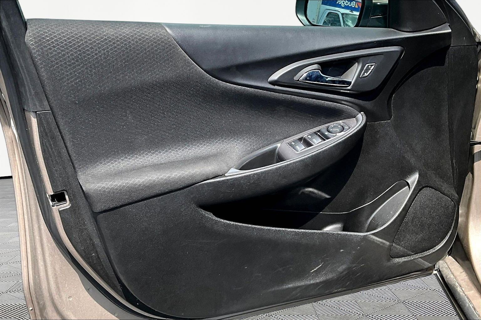 Used 2023 Chevrolet Malibu LT FWD image 20