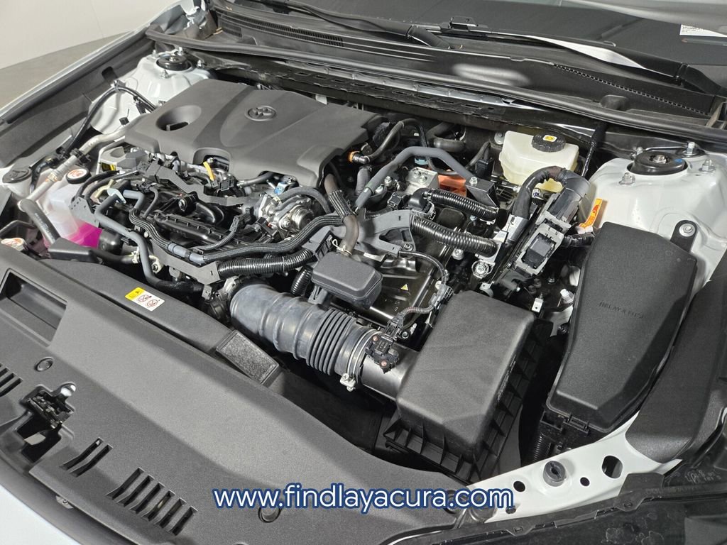 Used 2025 Toyota Camry XSE image 21