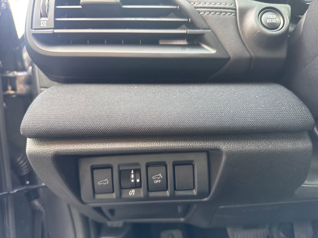 Used 2025 Subaru Outback Premium image 22